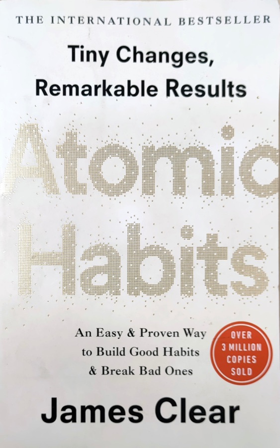 ATOMIC HABITS — Punjabi book cover, Kitab Hut
