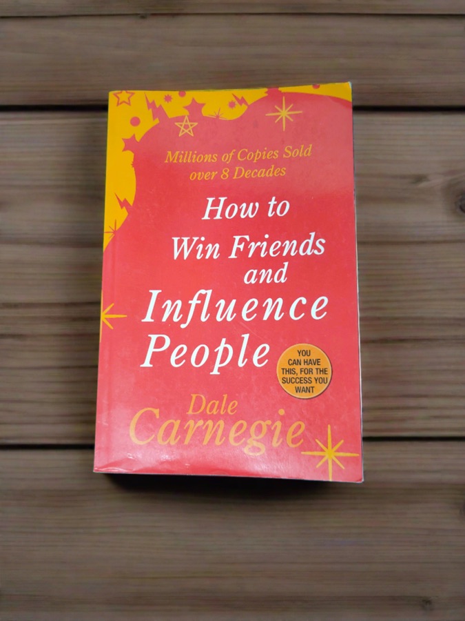 HOW TO WIN FRIENDS & INFLUENCE PEOPLE — Punjabi book cover, Kitab Hut