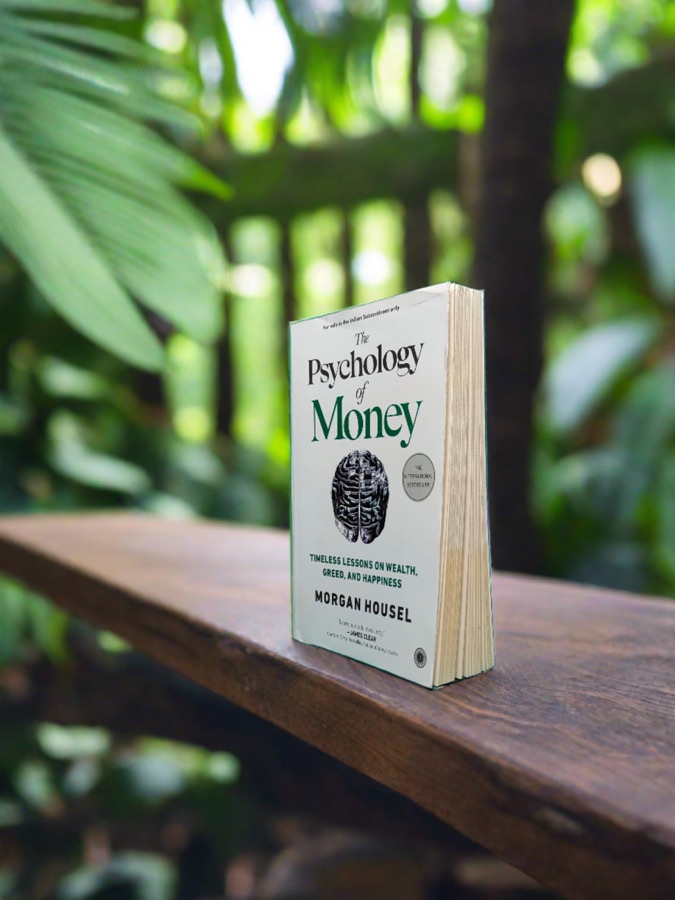 THE PSYCHOLOGY OF MONEY — Punjabi book cover, Kitab Hut